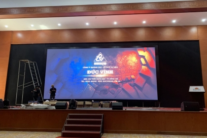 cung-cap-lap-dat-moi-man-hinh-led-tai-hoi-truong-lon-sun-sparesort-bao-ninh-quang-binh